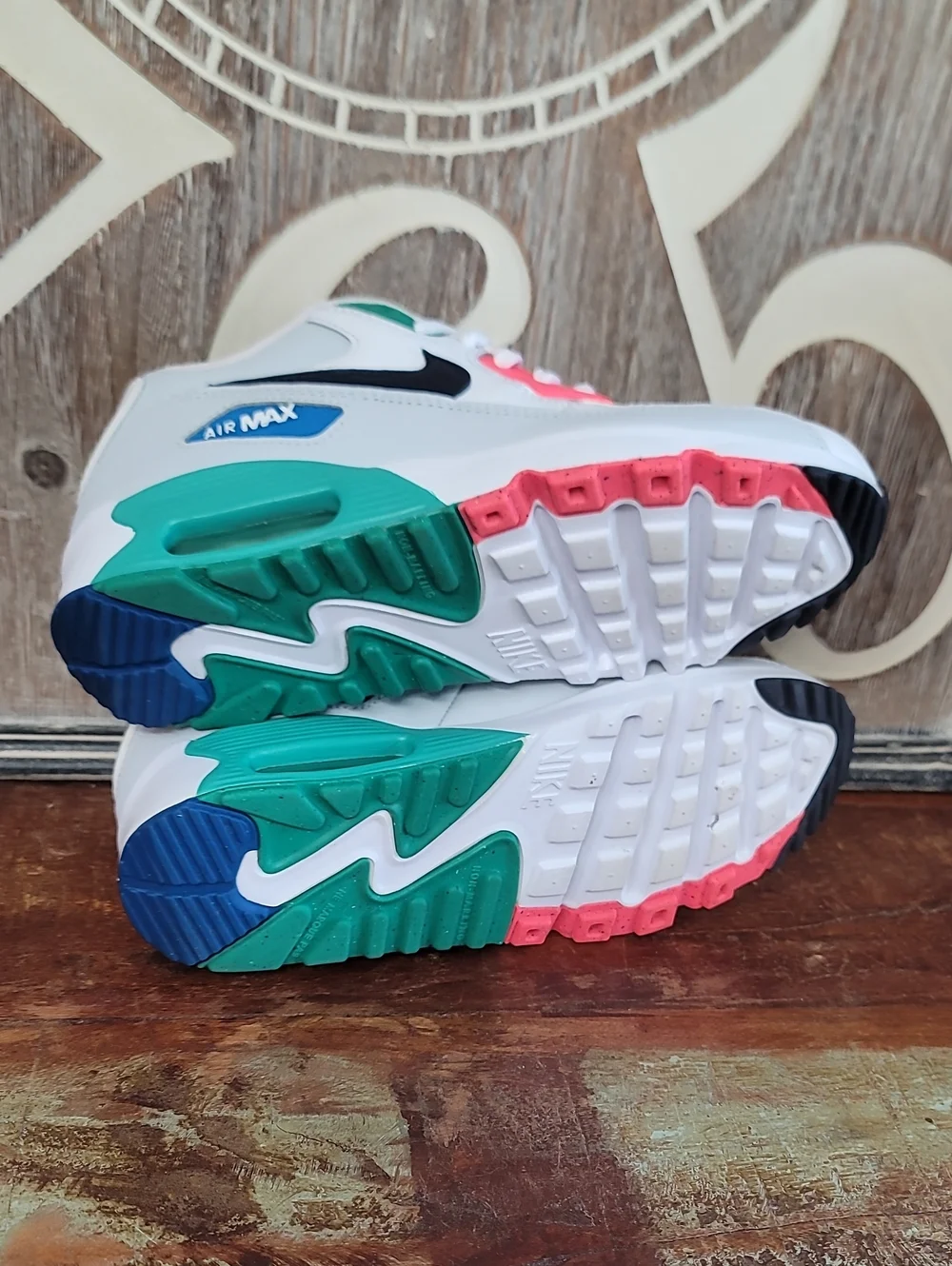 🔥 Nike Air Max 90 Essential 